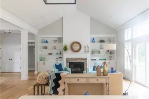02 Venus Dr, Warwick, RI 02818 - Photo 7
