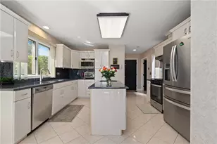 27 Alpine Estates Dr, Cranston, RI 02921 - Photo 9
