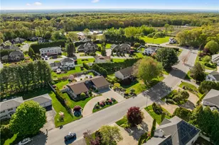 27 Alpine Estates Dr, Cranston, RI 02921 - Photo 43