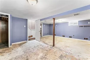 65 Redland Ave, East Providence, RI 02916 - Photo 25
