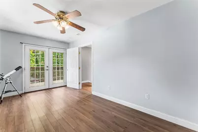 65 Redland Avenue, East Providence, RI 02916 - Photo 15