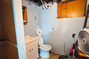 45 Ayrault St, Providence, RI 02908 - Photo 31