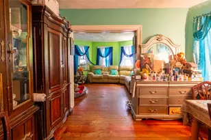 45 Ayrault St, Providence, RI 02908 - Photo 5