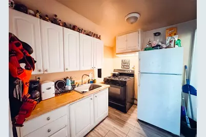 45 Ayrault Street, Providence, RI 02908 - Photo 21