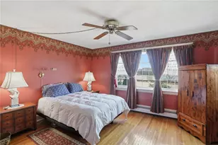 680 Veterans Memorial Pkwy, East Providence, RI 02914 - Photo 17