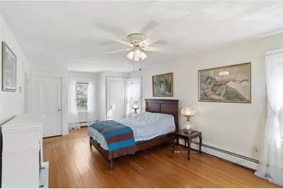 680 Veterans Memorial Parkway, East Providence, RI 02914 - Photo 21