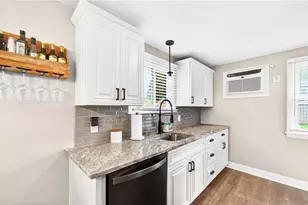 89 Royal Ave, Cranston, RI 02920 - Photo 11