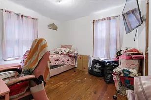 2 King St, Central Falls, RI 02863 - Photo 19
