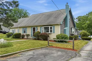 128 Grandview Ave, Lincoln, RI 02865 - Photo 43