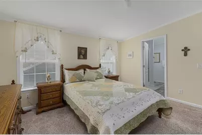 40 Hemlock Road, Glocester, RI 02814 - Photo 5