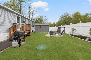 40 Hemlock Rd, Glocester, RI 02814 - Photo 31
