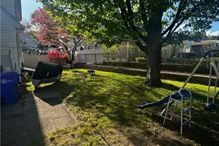 4 Dunbar St, Providence, RI 02909 - Photo 11
