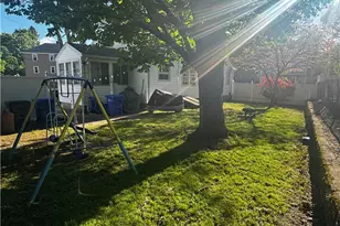 4 Dunbar St, Providence, RI 02909 - Photo 9