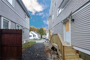 7 Florence St, Putnam, CT 06260 - Photo 35