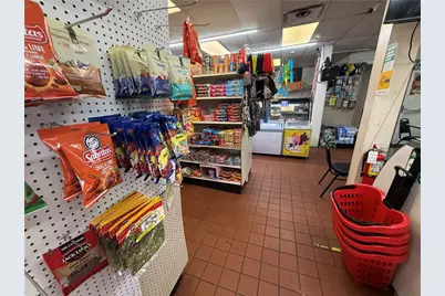 273 Academy Avenue, Providence, RI 02908 - Photo 11