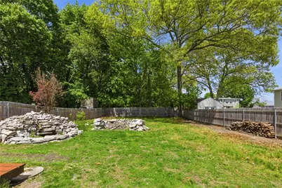 37 Elisha Street, Warwick, RI 02818 - Photo 29