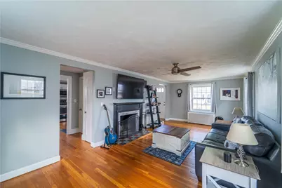 300 Vine Street, Pawtucket, RI 02861 - Photo 9