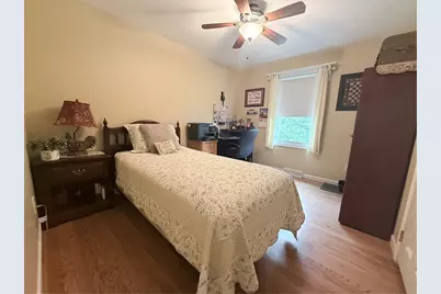 131 Glen Meadows Drive, Pawtucket, RI 02861 - Photo 17