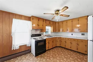 250 Spring Lake Rd, Burrillville, RI 02826 - Photo 15