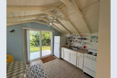 64 Burnside Avenue, Narragansett, RI 02882 - Photo 5