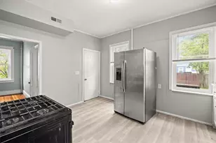 310 Orms St, Providence, RI 02908 - Photo 9