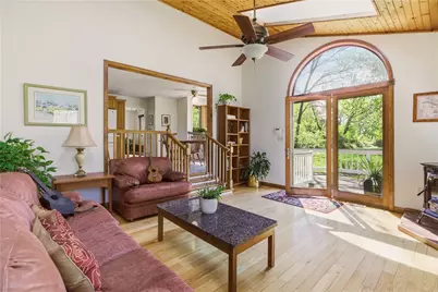 81 Seapowet Avenue, Tiverton, RI 02878 - Photo 9