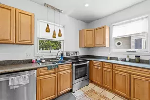 165 Briggs St, Providence, RI 02905 - Photo 21