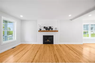 212 St Louis Avenue, Woonsocket, RI 02895 - Photo 5