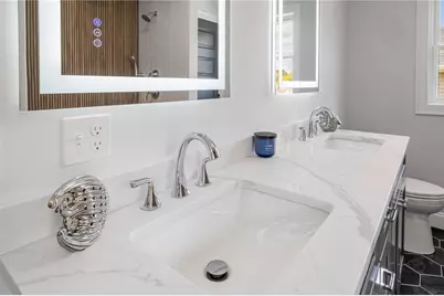 212 St Louis Avenue, Woonsocket, RI 02895 - Photo 25