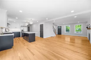 212 St Louis Ave, Woonsocket, RI 02895 - Photo 5