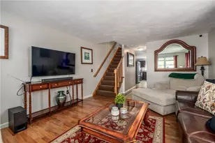 43 N Sharon St, East Providence, RI 02914 - Photo 9