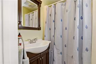 2 Stimpson St, Middletown, RI 02842 - Photo 23