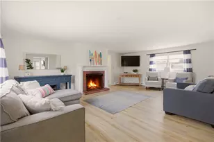 2 Stimpson St, Middletown, RI 02842 - Photo 3