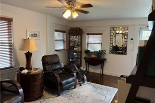 353 Massasoit Ave, East Providence, RI 02914 - Photo 13
