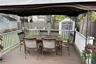 353 Massasoit Ave, East Providence, RI 02914 - Photo 7