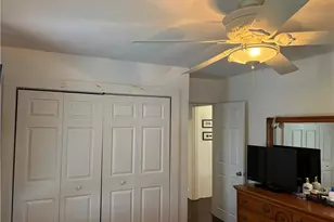 353 Massasoit Ave, East Providence, RI 02914 - Photo 13