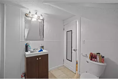50 Jefferson Avenue, Pawtucket, RI 02860 - Photo 7