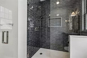 16 Lookout Ln, Portsmouth, RI 02871 - Photo 17