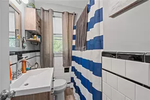 61 Robin St, Providence, RI 02908 - Photo 3