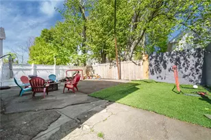 61 Robin St, Providence, RI 02908 - Photo 27