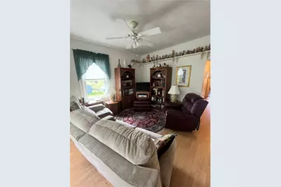 41 Washington Avenue, Cranston, RI 02920 - Photo 11
