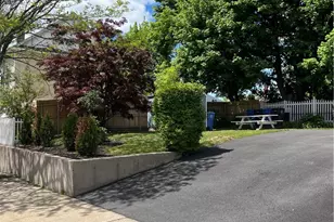 41 Washington Ave, Cranston, RI 02920 - Photo 5