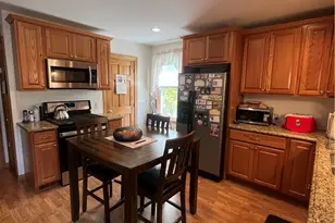 41 Washington Ave, Cranston, RI 02920 - Photo 9