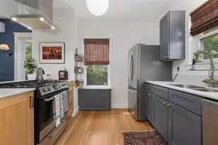 11 Glenwood Ave, Pawtucket, RI 02860 - Photo 21