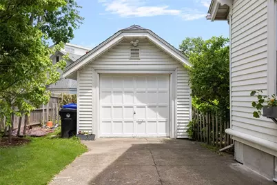 11 Glenwood Avenue, Pawtucket, RI 02860 - Photo 49