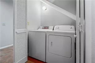 150 Bay View Dr, Jamestown, RI 02835 - Photo 15