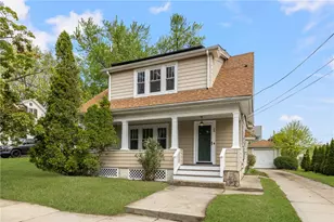 26 Welfare Ave, Cranston, RI 02910 - Photo 1