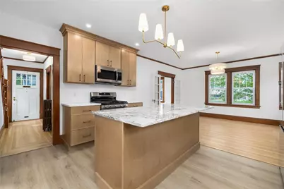 26 Welfare Avenue, Cranston, RI 02910 - Photo 9