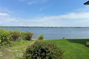400 Narragansett Pkwy, Warwick, RI 02888 - Photo 9