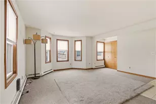 2 Narragansett Ave, Newport, RI 02840 - Photo 3